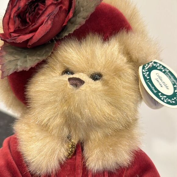 Vintage Bearington Collection Virginia #1072 Christmas Teddy Bear - Picture 11 of 11